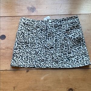 Sincerely Jules leopard print Mini Skirt size Medium